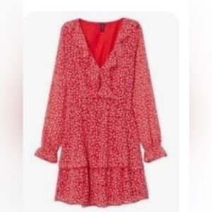 H&M Red Floral
Print Chiffon
Dress Size XS